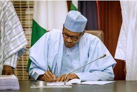 Buhari, ex-SGF’s signatures forged to move $6.2m from CBN -Forensic expert