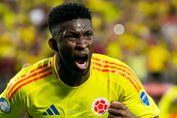 Lerma Leads 10-Man Colombia Past Uruguay to Copa America Final